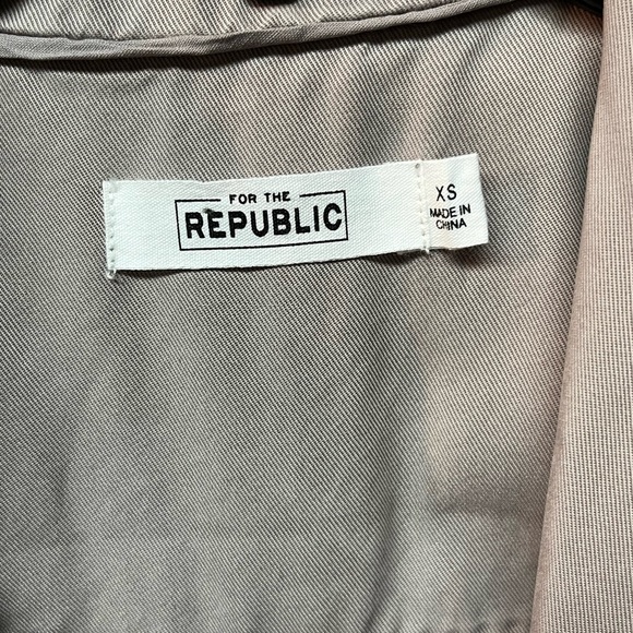 For the Republic Gray Women's Jacket. XS - Picture 2 of 4